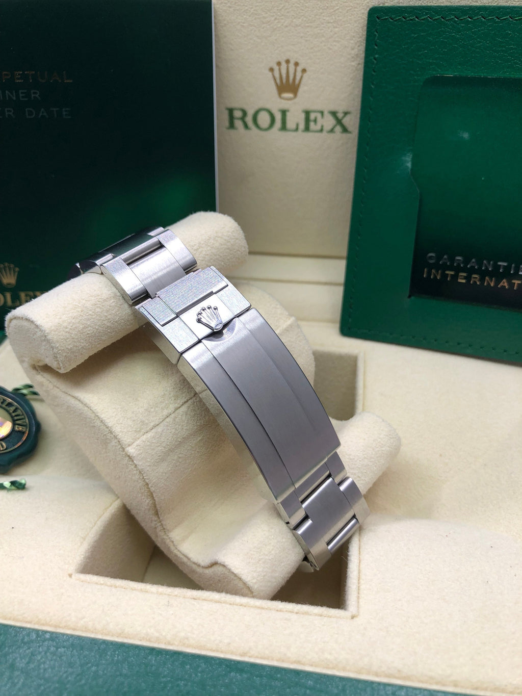 2023 Rolex Submariner No Date 124060