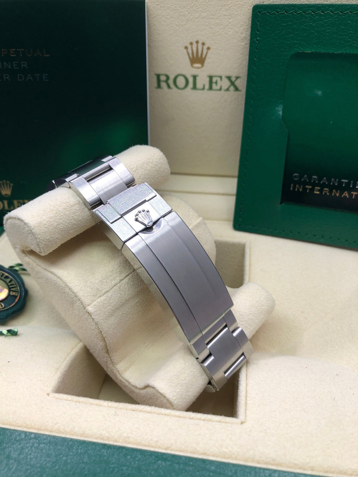 2023 Rolex Submariner No Date 124060