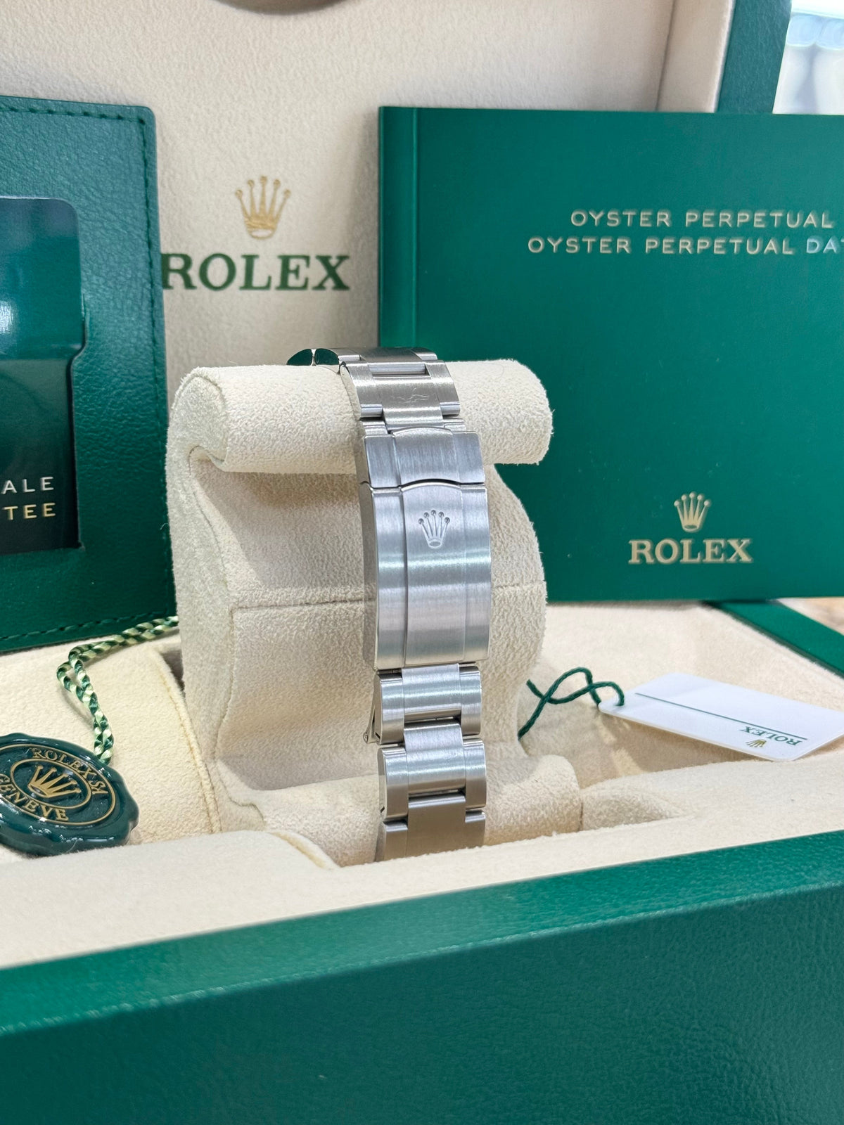 2023 Rolex Oyster Perpetual 41 124300